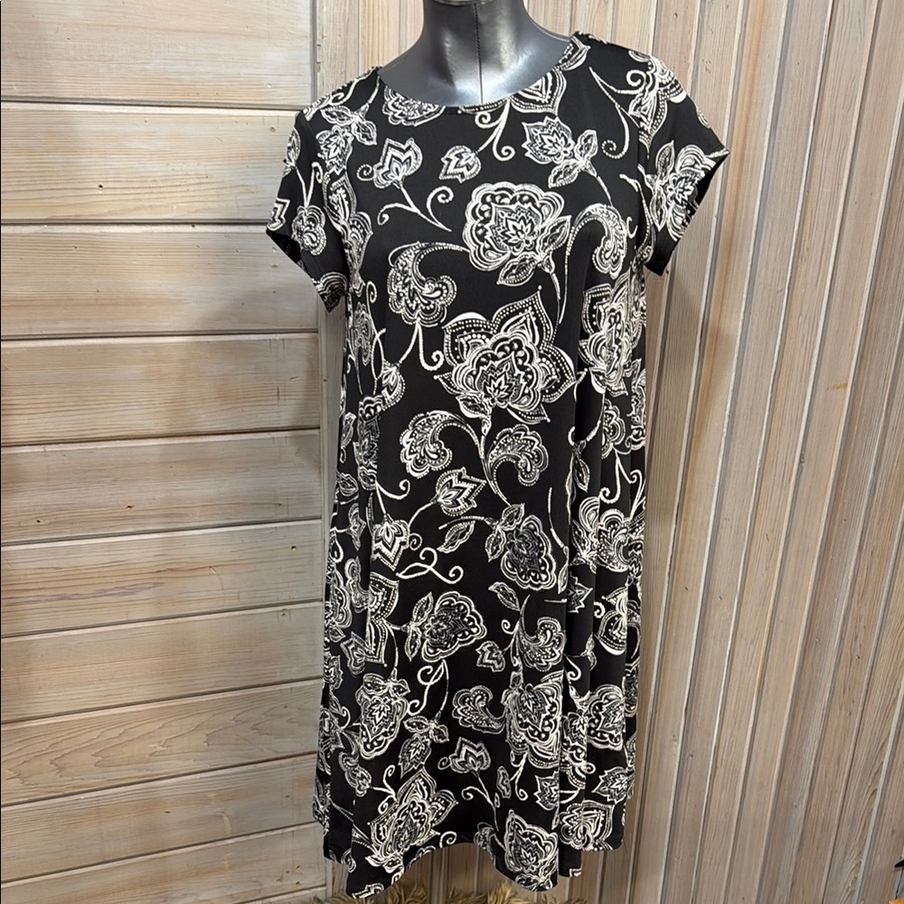 Ruby Rd Black and White A-line Mini Dress